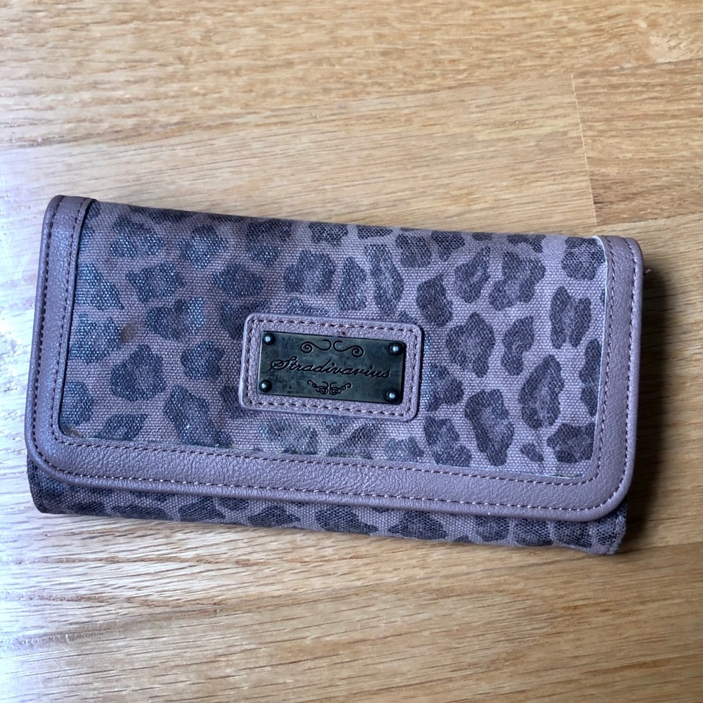 Cheetah leopard tri-fold wallet